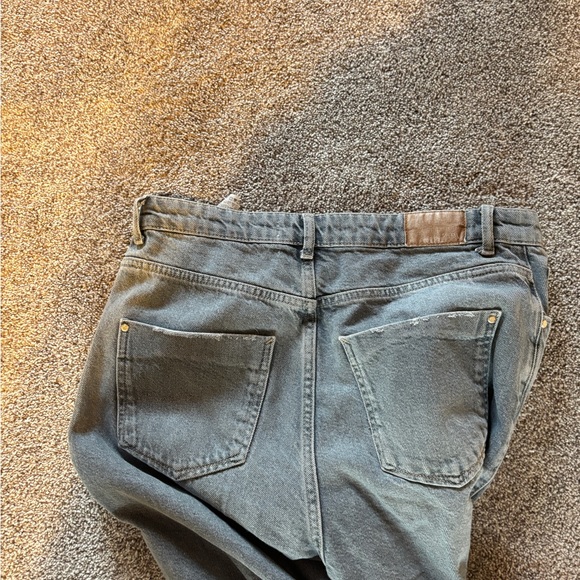 Light gray wash Zara jeans - Picture 2 of 4
